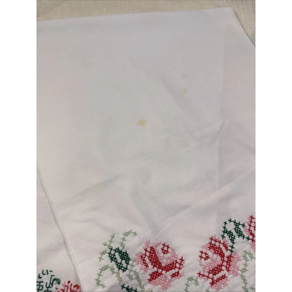 VTG Table Runner Dresser Vanity Scarf Floral Cross Stitch Embroidery 41”x14”